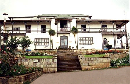Itege Tayetu Hotel